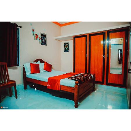 Garuda Grand Apartamento Tirupati Exterior foto